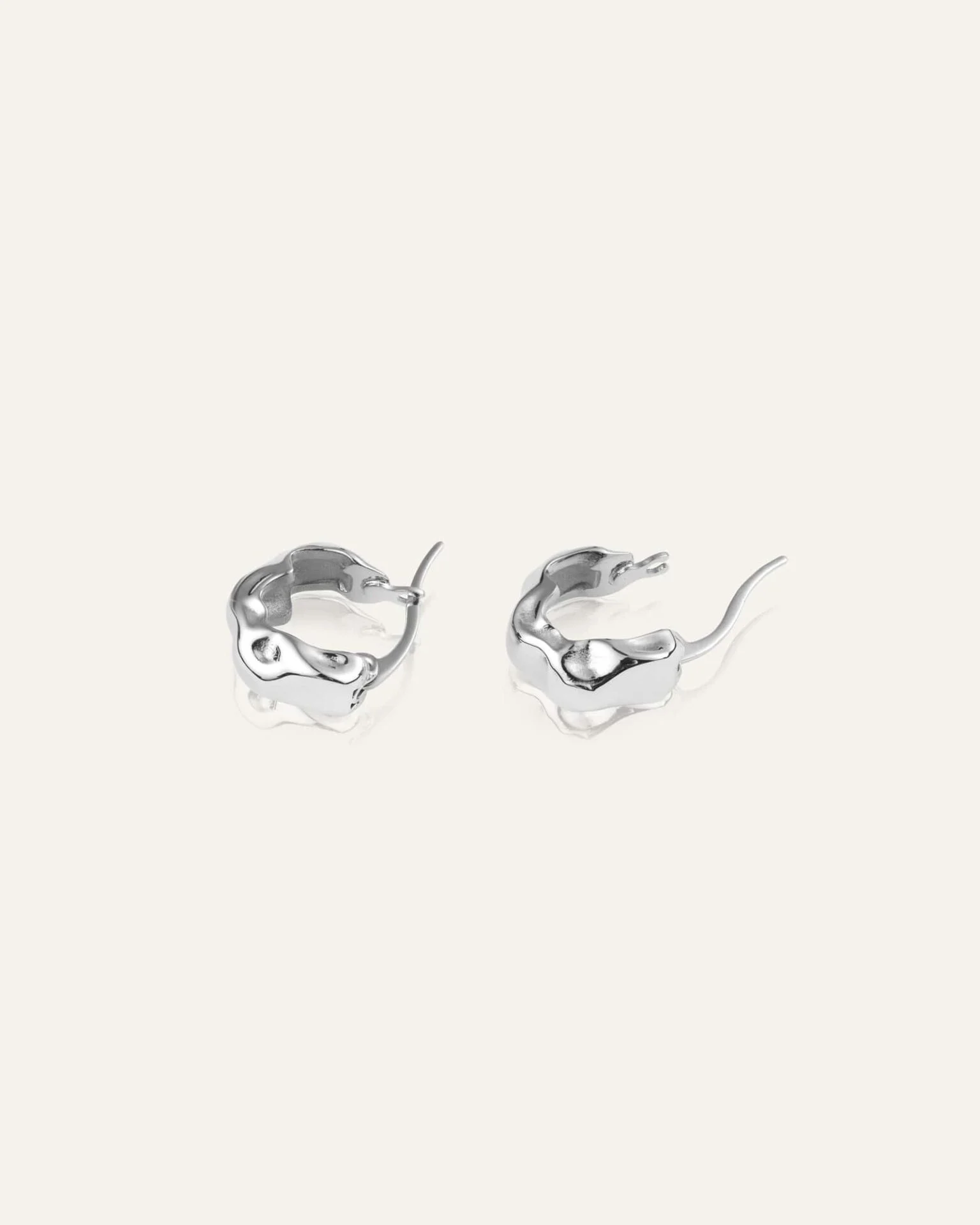 WAVY BOLDED MINI SILVER HOOPS 3 - original (1271410)-min - original (1271525)