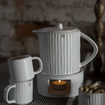 Glöggkanna med värmare naturvit